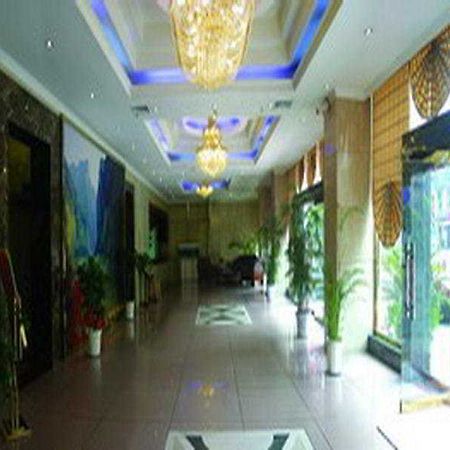 365Days Inn Hotel Yichang Exterior photo